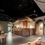 Denpa Inn - Nanjing West Road Metro Station